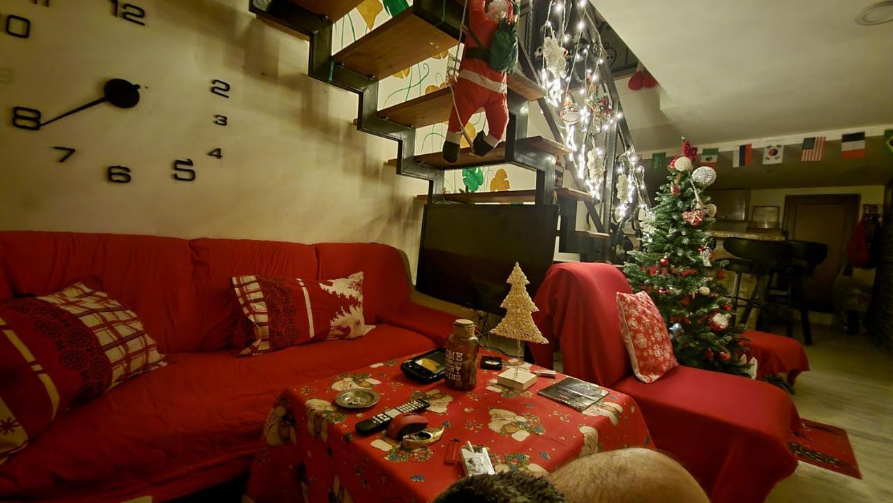 Happy Pandasn12 Hotel Borjomi ภายนอก รูปภาพ