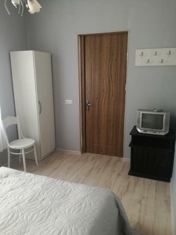 Happy Pandasn12 Hotel Borjomi ภายนอก รูปภาพ
